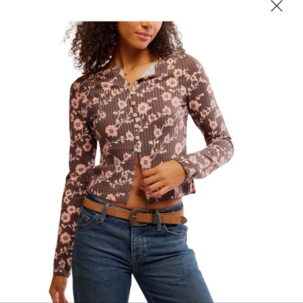 Free People Pink Floral Ribbed Button-Up Long Sleeve Top on Brown